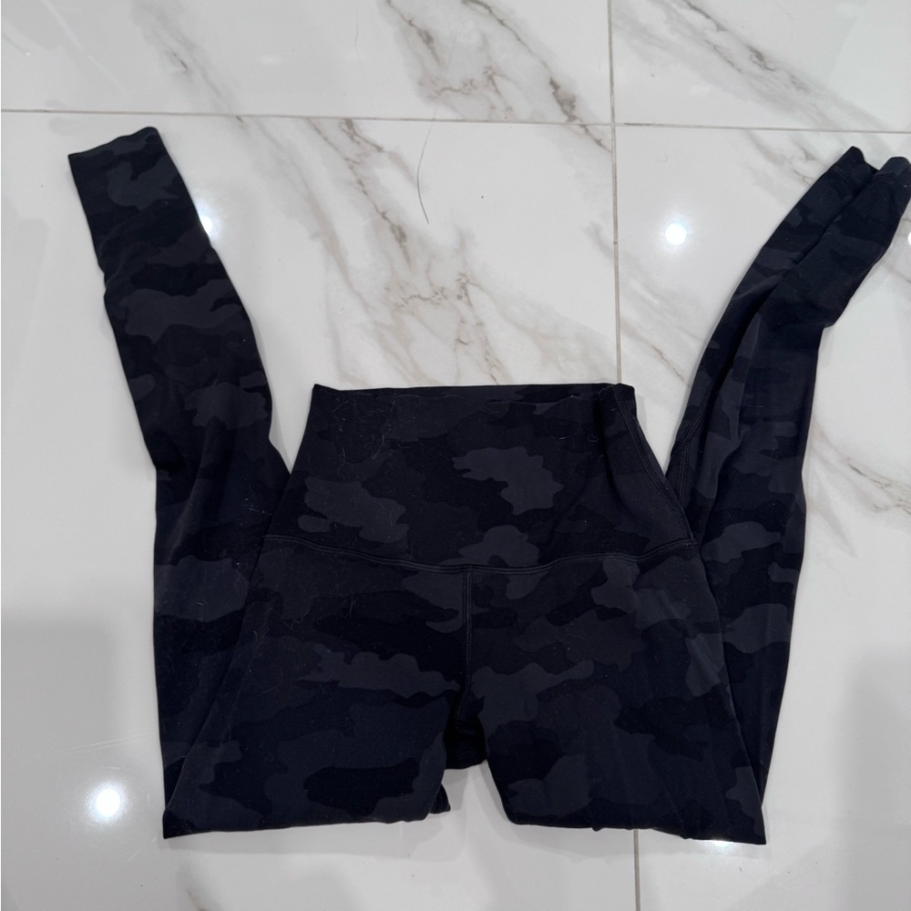 Lululemon Athletica Black Camouflage Leggings